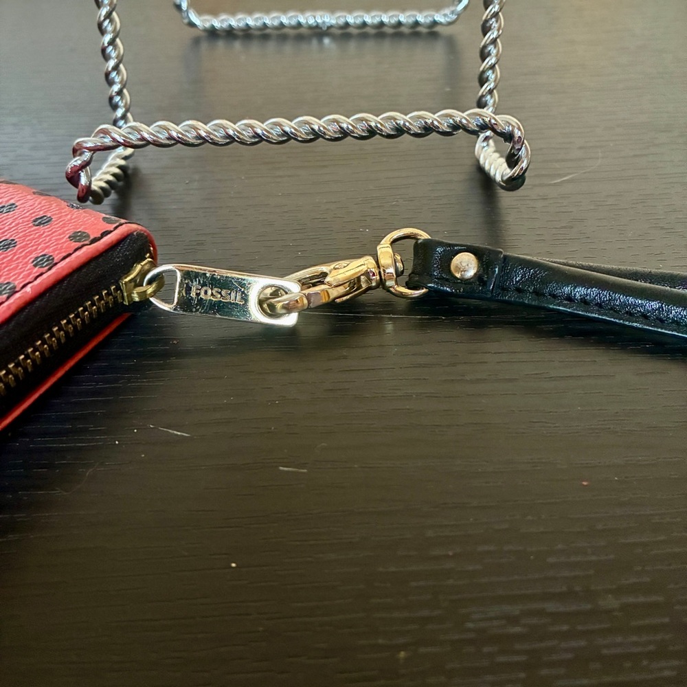 Fossil Leather Wallet Wristlet in Pink and Black Polka Dots - Picture 4 of 9